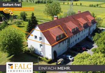 ***Elliehausen - Großzügige 4 Zimmer Dachgeschosswohnung mit Außenstellplätzen***