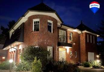 Provisionsfrei: Traumhafte Villa mit Garage in seenaher Lage von Falkensee