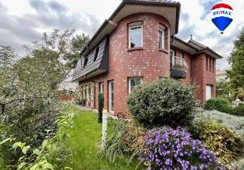 Provisionsfrei: Traumhafte Villa mit Garage in seenaher Lage von Falkensee