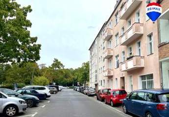Provisionsfrei: Bezugsfertige, moderne 2-Zimmer-Wohnung mit Balkon & Fahrstuhl in Berlin Spandau