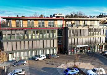 Penthouse-Praxis mit Burgblick - für den Kunden mit Anspruch