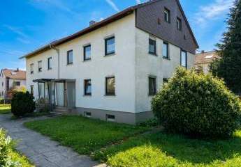 GRANDIOS GELEGENES MEHRGENERATIONENHAUS - sonnige 3-Familien-Doppelhaushälfte mit großem Garten