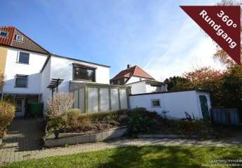 Raum für Ideen, Platz zum Leben – Doppelhaushälfte mit Potenzial in der Weststadt