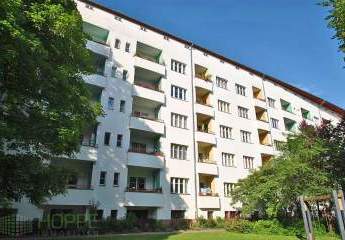 Neukölln "Donau-Kiez": Attraktive Balkonwohnung mit herrlichem Grünblick