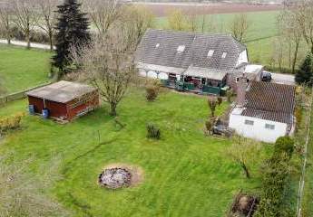 Zwei Doppelhaushälften auf einem Grundstück – heute getrennt, morgen wieder vereint?