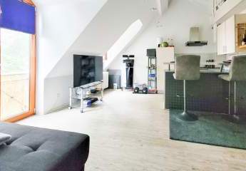 Kirchturm in Sicht – Charmante Maisonette im Grünen!