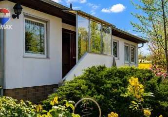 Einfamilienhaus in Berlin-Lichtenrade mit Vollkeller, Garage, 5 Zimmer| 596 m² Grundstück |Kamin & Garten!