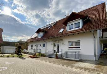 Schöne Doppelhaushälfte i. Freiburg-Munzingen