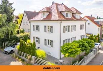 Stilvolles Stadthaus in Schorndorf mit 5 Schlafzimmern, Wintergarten, Garage und zwei Stellplätzen