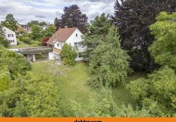 Charmantes Wohnhaus mit großem Garten, Doppelgarage und viel Potenzial in ruhiger Lage von Oberndorf