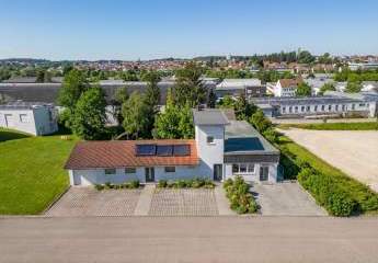 Über 8 % Rendite: Boardinghouse-Ensemble: 3 Gebäude & Garten