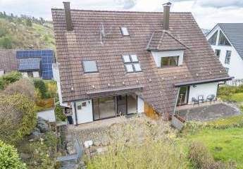 Modernisierte DHH in S-Rohracker mit Garten, EBK, 2x TG