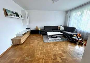 **Platz für Ihre Zukunft: mit großer Terrasse und viel Potenzial**