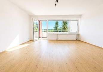 **Helle 3-Zi.-Wohnung mit Balkon - viel Potenzial zur individuellen Gestaltung**