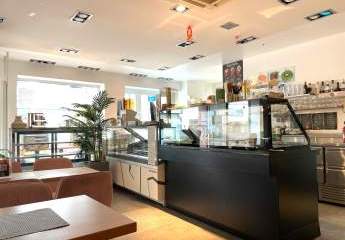 Voll ausgestattetes Café in gut frequentierter Innenstadtlage