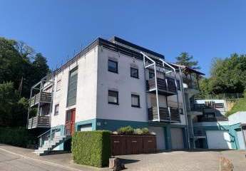 Gemütliche Wohnung mit Küche und Balkon