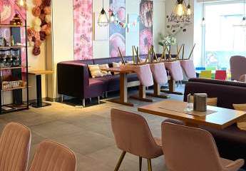 Innenstadtlage: Voll ausgestattetes Café in gut frequentierter Lage