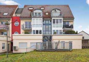 Wohnen oder Kapitalanlage: Moderne Wohnung mit Balkon und TG in zentraler Lage