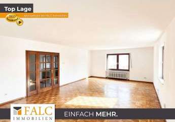 Großzügige 132 m² Wohnung mit großem Balkon und Stellplatz im gepflegten Dreifamilienhaus