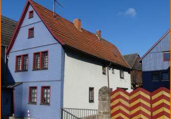 Reserviert!!! Kleines Altstadthäuschen mit diversen Nebengebäuden Steinau