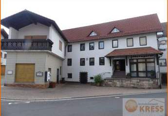 Gaststätte mit 6 Fremdenzimmer und ehemaligen Ladenlokal, 2 Wohnungen, 3 Garagen, Snt-Weichersbach