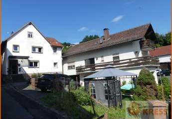 1 leerstehendes Wohnhaus, 1x3-Fam.Wohnhaus komplett vermietet, in direkter Ortslage von Snt-Mottgers
