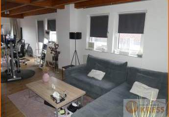 3-Zimmer DG-Wohnung incl. Einbauküche, Dachterrasse, Balkon und KFZ-Stellplatz in Salmünster