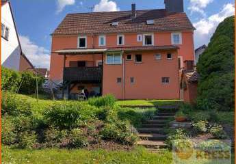 Historisches Gebäude - Perfekt zum Wohnen und Arbeiten geeignet in zentraler Lage von Steinau-Marbon