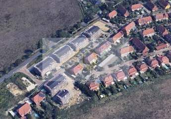 Neubau von 5 Mehrfamilienwohnhäusern & einem Doppelwohnhaus am Berliner Airport | keine Einflugschneise! Soll-Faktor 17,8 & Aufgeteilt
