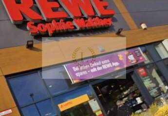 ESG-konformer REWE-Neubau an stark frequentierter Kreuzung zum Fixpreis |  Mietvertrag noch ü. 24 Jahre!