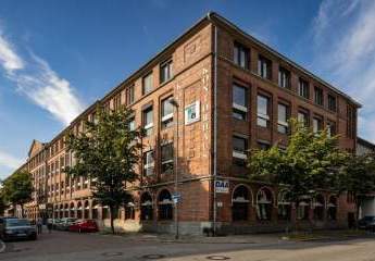 Historisches Kontorhaus mit moderner Büronutzung inkl. Ausbaupotenzial in zentraler Lage | Mietermix: Bildungsträger & öffentliche Verwaltung