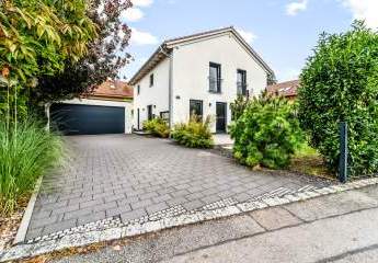 Durchdacht bis ins Detail: familienfreundlich geplant, hochwertige Ausstattung, viel Platz zum Leben