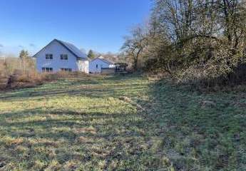 Hier ist noch Platz für ein schönes Traumhaus an eienem privilegierten Ort in Emskirchen