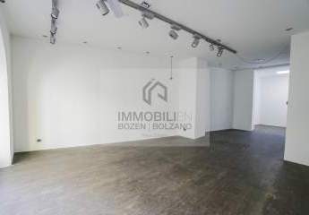 Geschäft in ausgezeichneter Zentrumslage zu vermieten