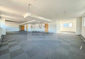 Büro in Bozen Süd zu vermieten