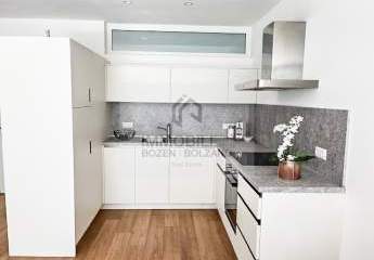 Schöne, neuwertige Zweizimmerwohnung in Rentsch zu vermieten