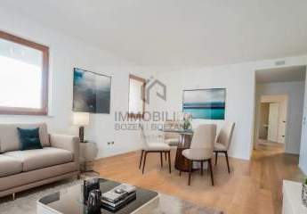 Neue 4-Zimmerwohnung in Zentrum zu verkaufen