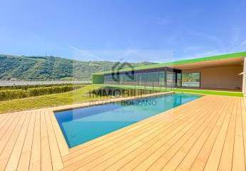 Designer Villa mit Garten und Pool in Bozen, Südtirol zu verkaufen
