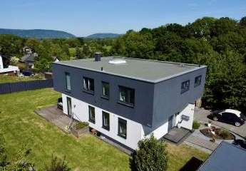 Exklusives Einfamilienhaus im Bauhaus-Villenstil mit traumhafter Aussicht auf das Wiehengebirge