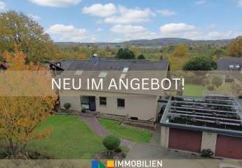 Wohnen mit Komfort und Freiraum – charmantes Zweifamilienhaus in gepflegter Lage