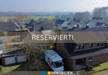 RESERVIERT! Viel Platz für Familie, Autos und Ideen - Haus mit Doppelgarage & großem Grundstück in Hüllhorst