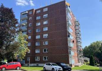 Attraktive Eigentumswohnung mit Balkon und solider Rücklage