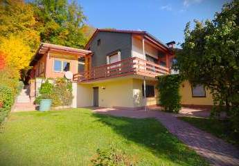 PROVISIONSFREI für Käufer! 5-Zimmer-Wohnung in Bestlage bei Coburg mit atemberaubendem Fernblick