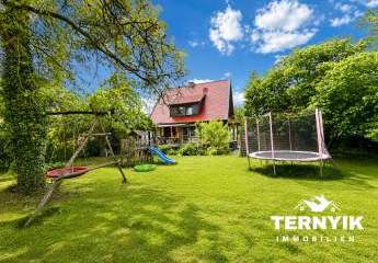 Familientraum mit Paradiesgarten - Schnuckeliges Haus - 5 Zimmer, Terrasse, Doppelgarage, Bestlage!