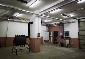 Gewerbefläche mit Büro