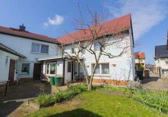 Geräumiges Haus in Seenähe sucht kleine Familie