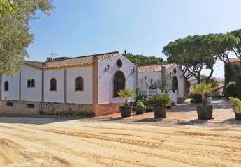 Andalusien, Costa de la Luz, Chiclana - Finca mit Stall, Halle, Restaurant und Wohnhaus