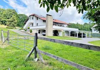 Osthessen, Landkreis Fulda, 36154 Hosenfeld, grosses Wohnhaus mit Pferdestall zu verkaufen