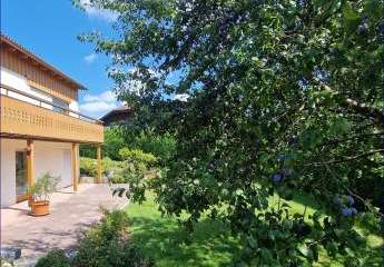 *** VERKAUFT ***
Großes Landhaus mit Einliegerwohnung
und schönen großen Garten in Stubenberg