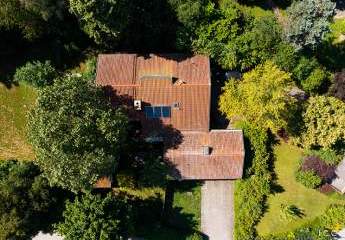 Architektenhaus mit ca. 1.800 qm Grundstück - erhöhte Top-Lage in Pfarrkirchen-Reichenberg